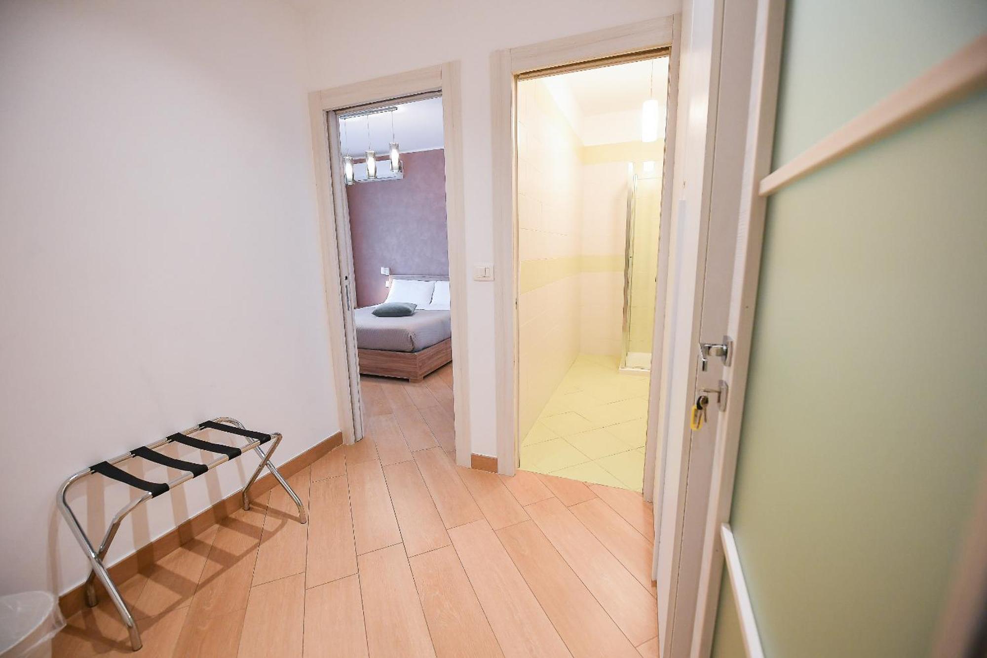 Karol Wojtyla Airport Bari Hotell Eksteriør bilde