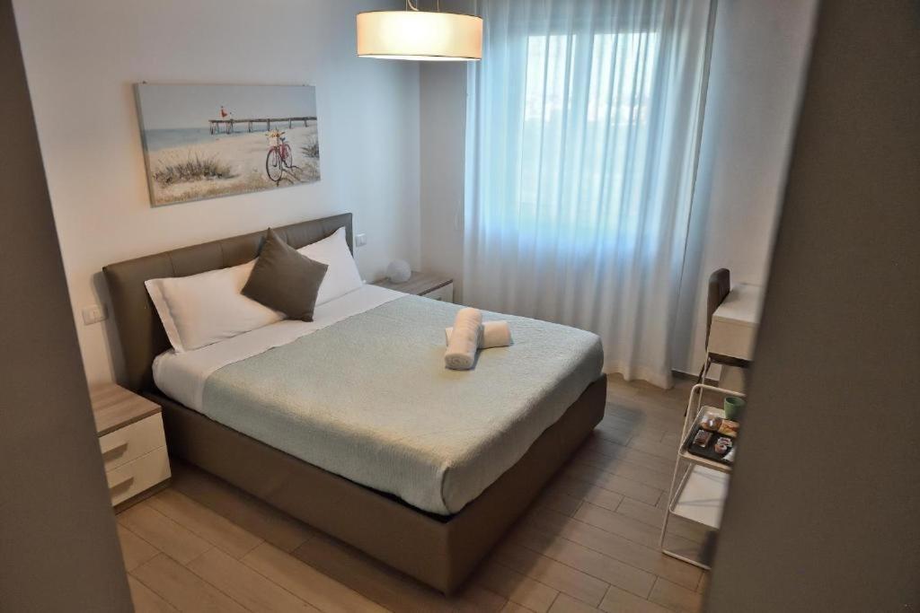 Karol Wojtyla Airport Bari Hotell Eksteriør bilde